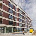 Elegant Seaview Flat In Noblessner Reval