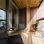 Elegant Seaview Flat In Noblessner Tallinn
