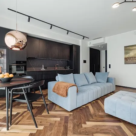 Elegant Seaview Flat In Noblessner Tallinn