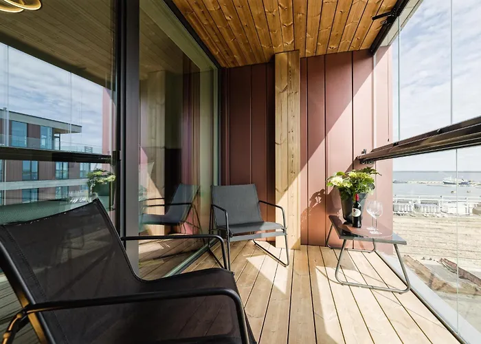 Elegant Seaview Flat In Noblessner Tallinn