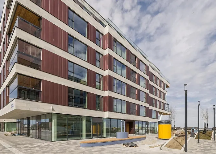 Elegant Seaview Flat In Noblessner Таллин